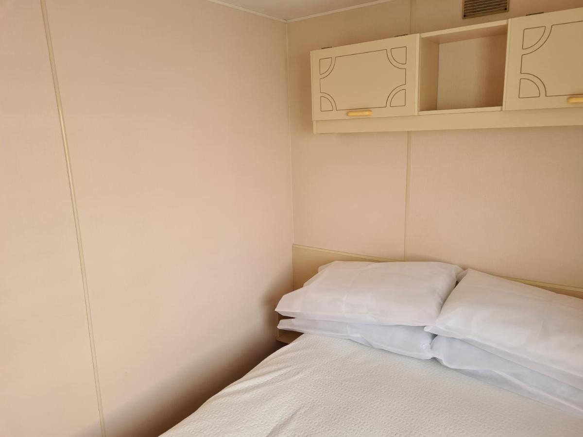 דירות 6 Berth Promenade אינגולדמלס מראה חיצוני תמונה